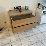 Grande Salon Climatisé Dans Partagé Avec Parking Devant La Appartement Antibes